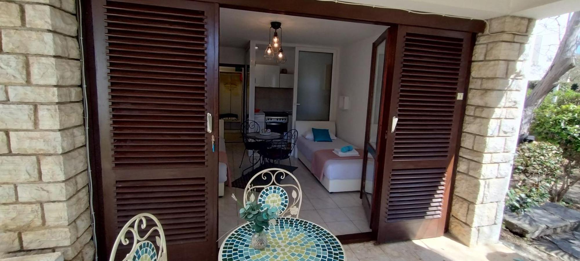 Apartmani Jessica Novalja Exterior photo